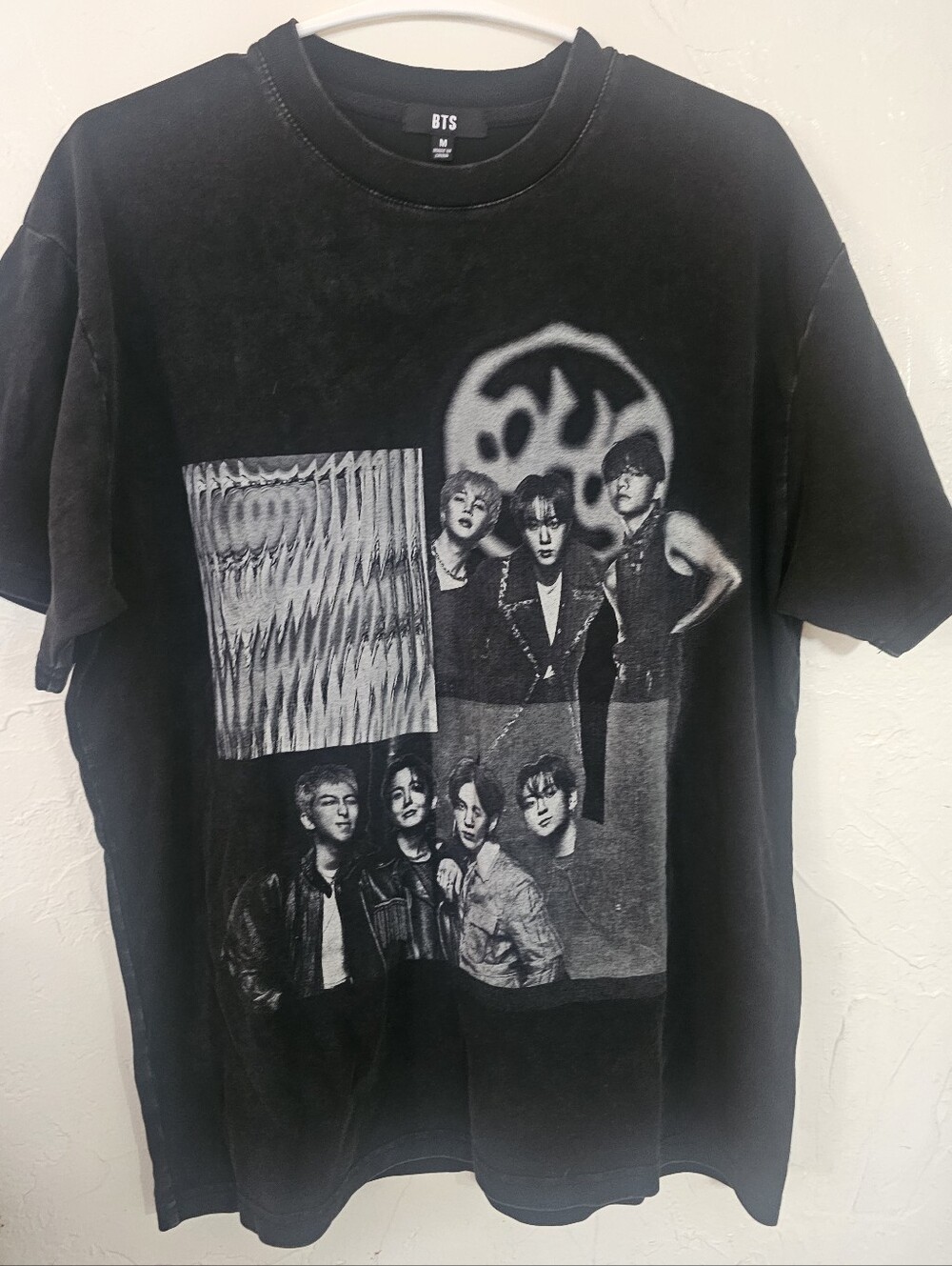 BTS Official Exclusive ARIRANG wofld Tour Black Graphic Short-Sleeve Tee M( New)